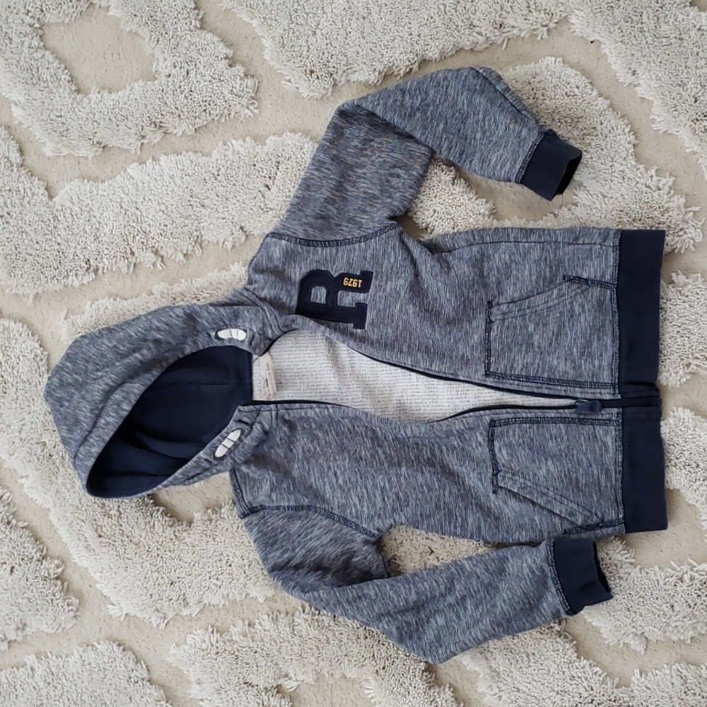 H&M Zip up Jacket, Boys size 6-8Y